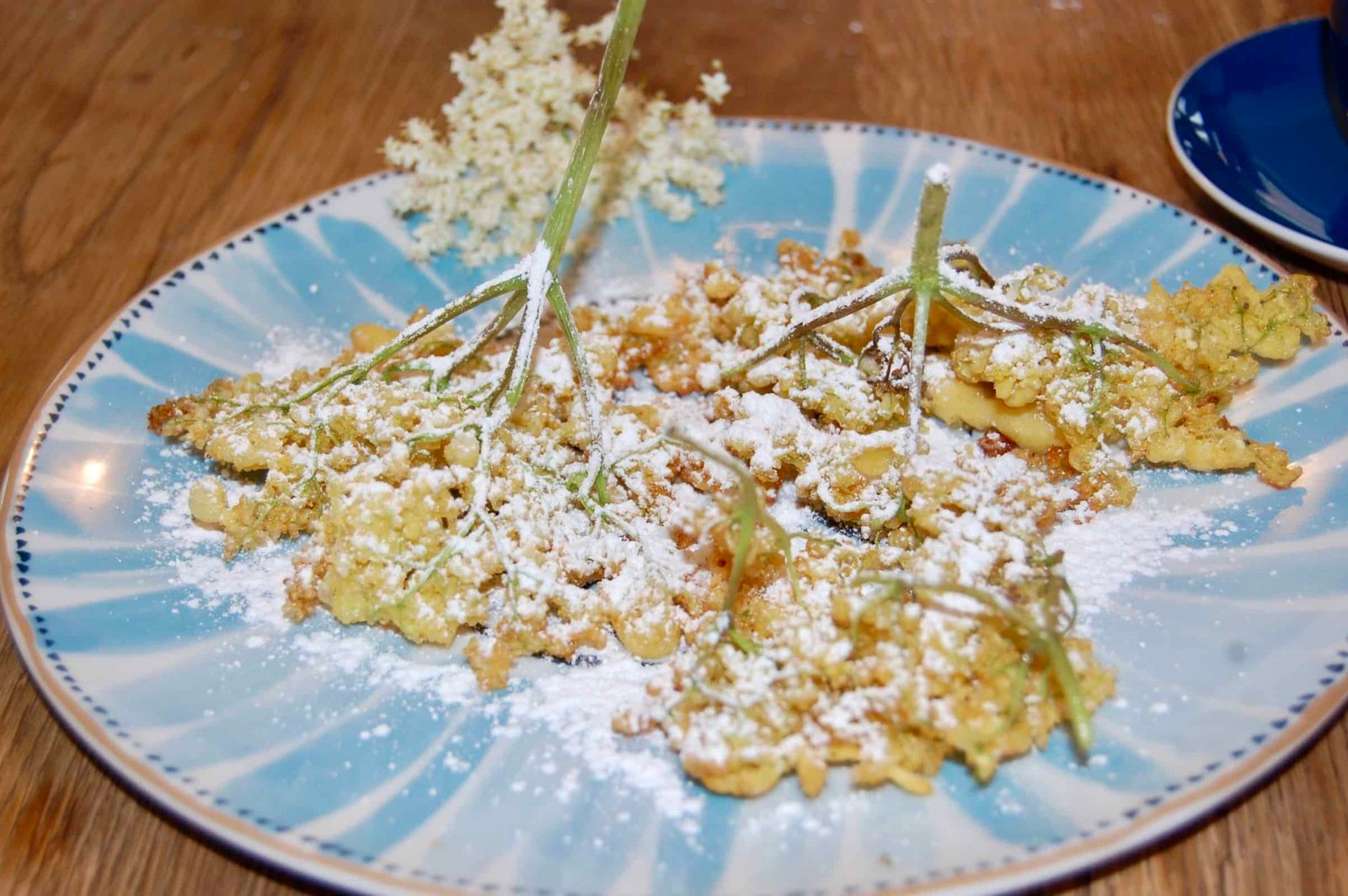 Gebackene Holunderblüten: Ein Rezept - Torftrottel