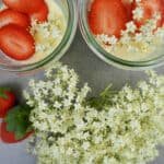 Holunderblüten-Panna-Cotta