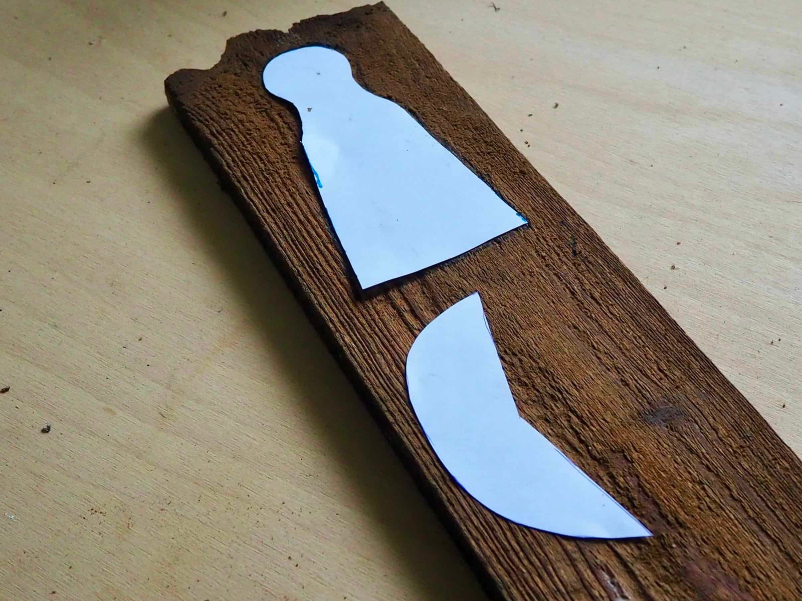 Engel auf Holz vorzeichnen