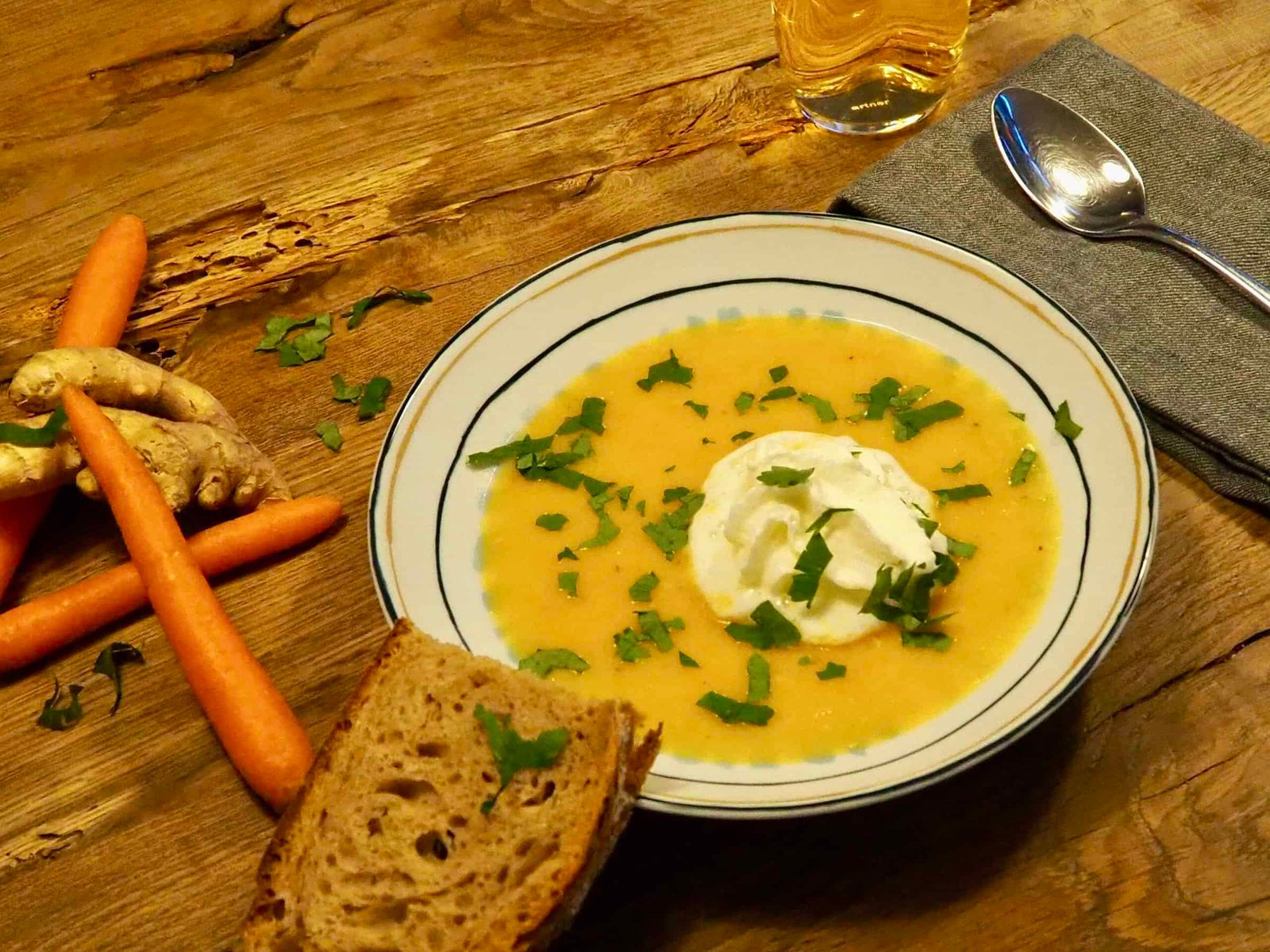 Erdäpfelsuppe mit Ingwer