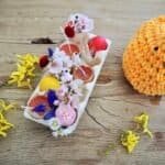 Osterdekoration mit Eierschalen