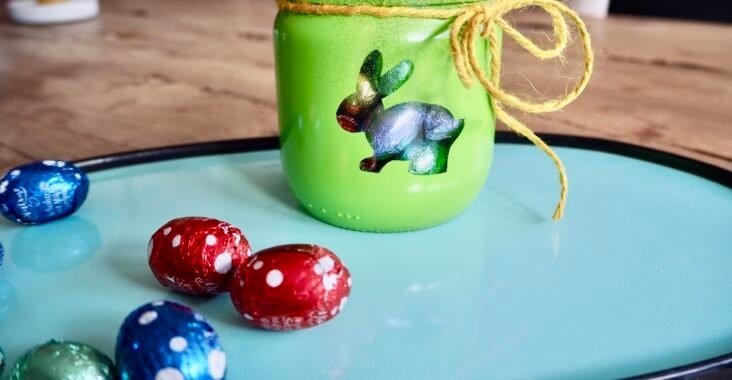 Ostergeschenk selber machen: DIY Osterglas
