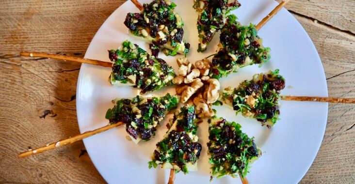 weihnachtliche Käsehäppchen