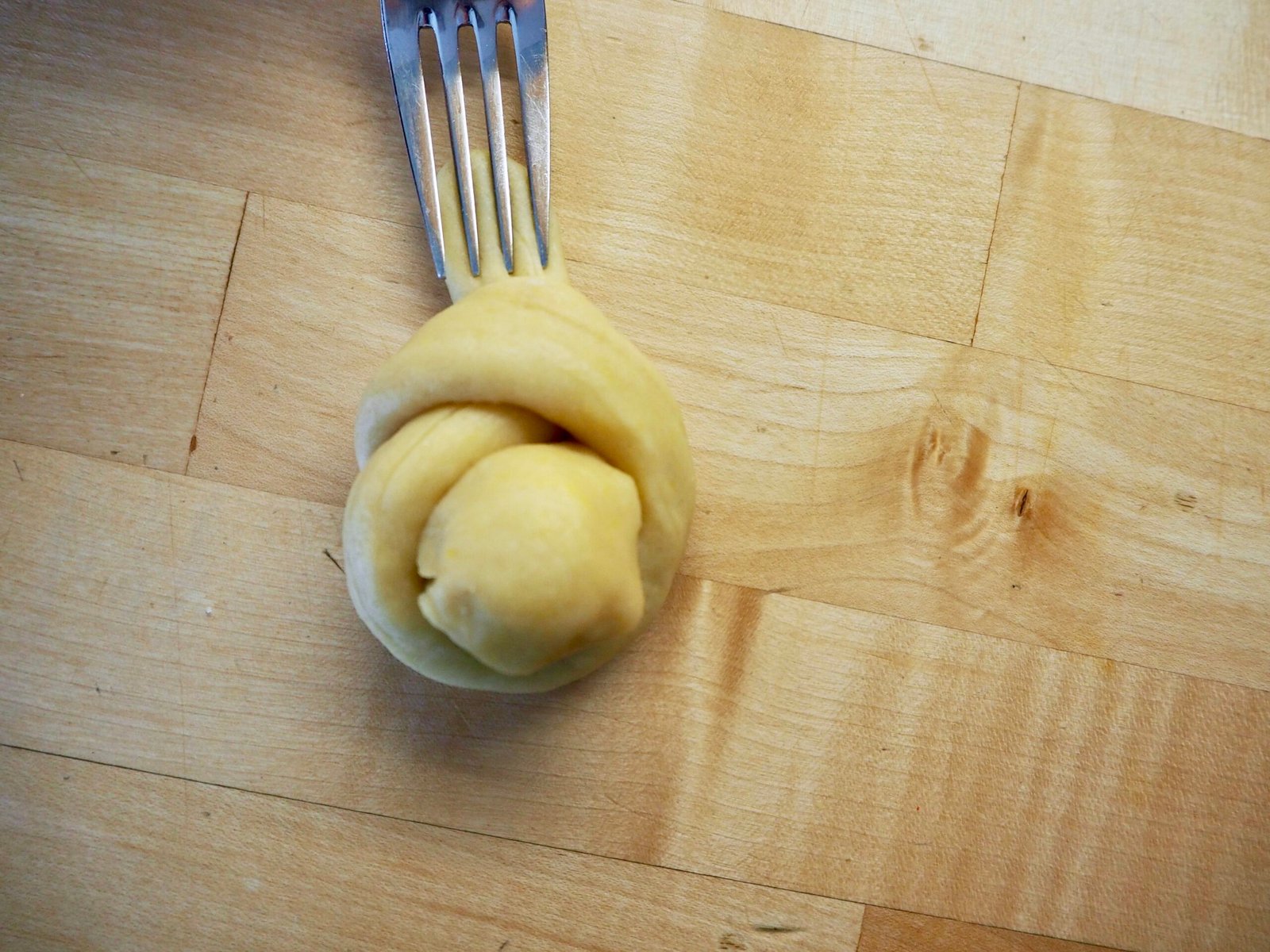 Ostergebäck Küken formen