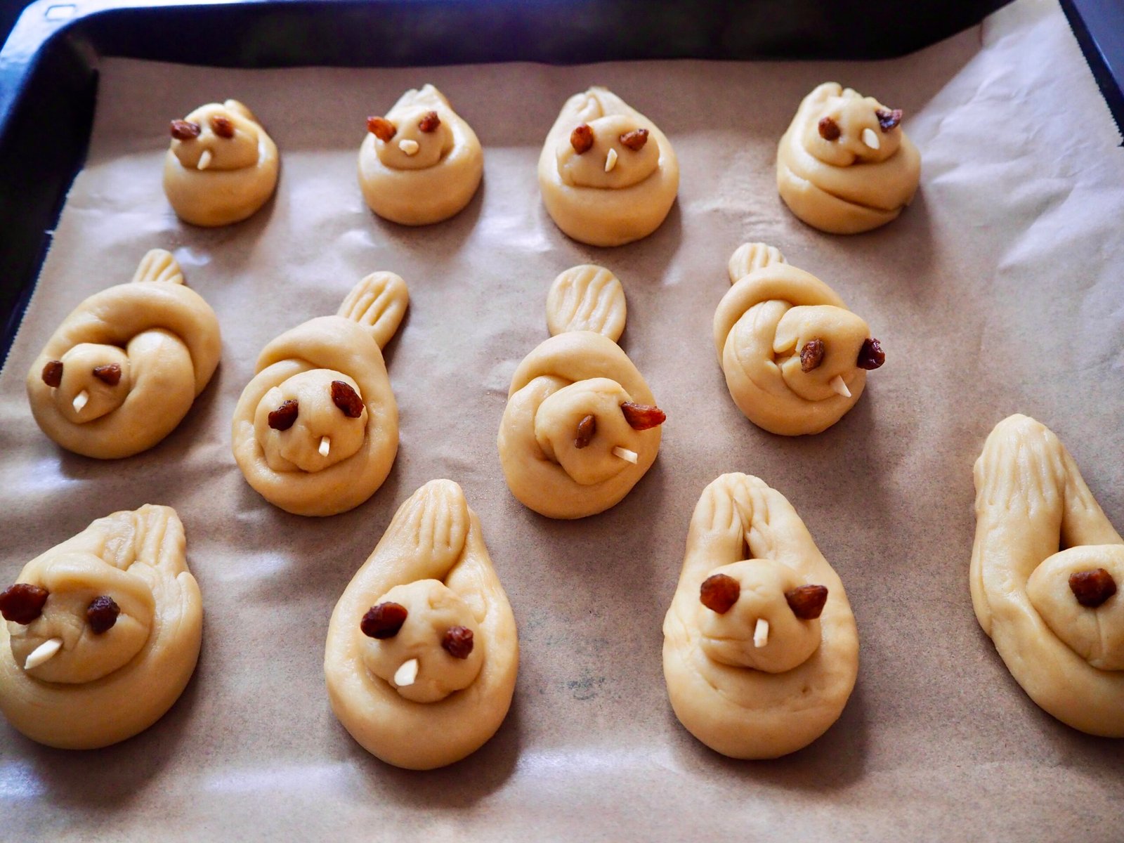 Küken aus Germteig backen